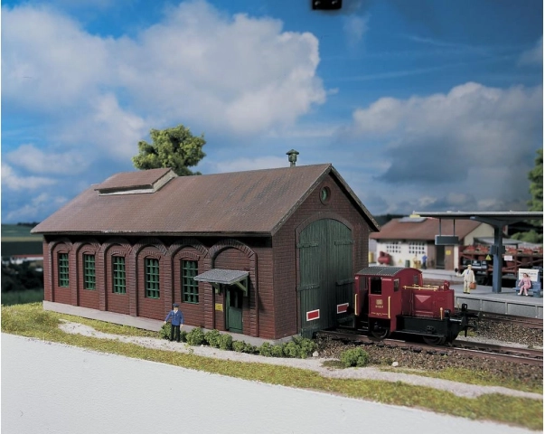 Burgstein Engine Shed Piko Hobby