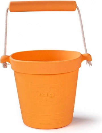 BIGJIGS TOYS Orange Silicone Beach Bucket