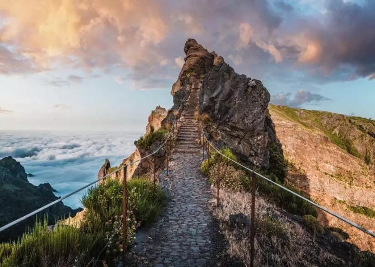 Ravensburger Puzzle Stairway to Heaven 1000 Pieces