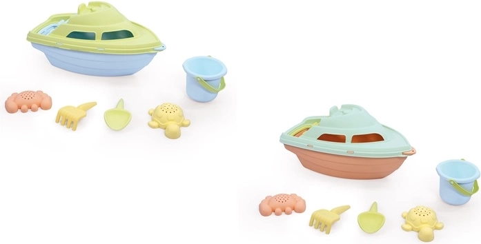 Dolu pastel boat with sand set