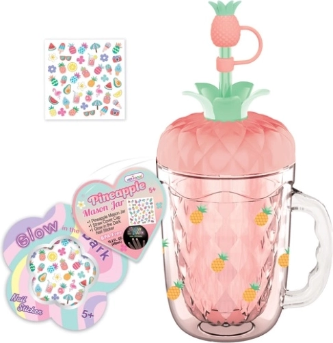 Hot Focus kids’ cup with straw and pineapple stickers