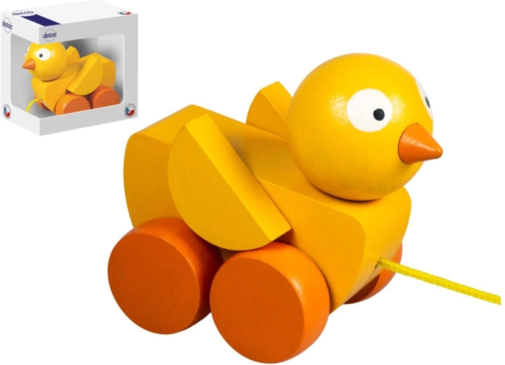 Wooden pull-along chick