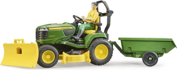 Tuintractor JOHN DEERE X949 met tuinierfiguur van BRUDER