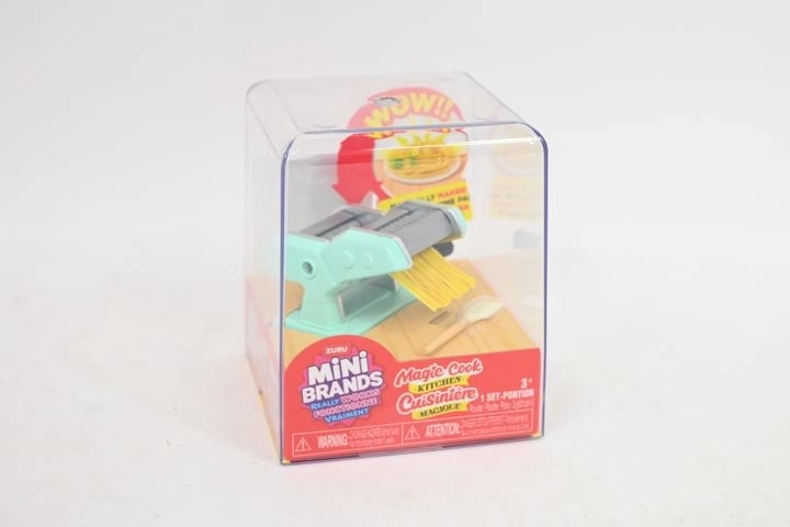 ZURU Mini Brands Magic Cook Mini Pasta Maker