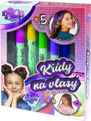 Haar krijtjes Love and Hugs