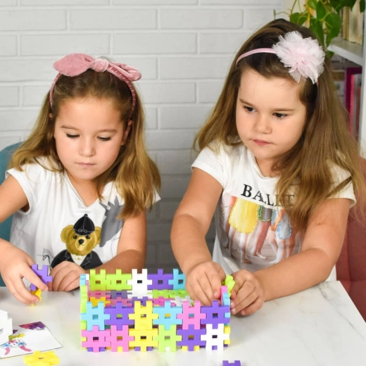 Safe materials free from BPA, PVC, and phthalates