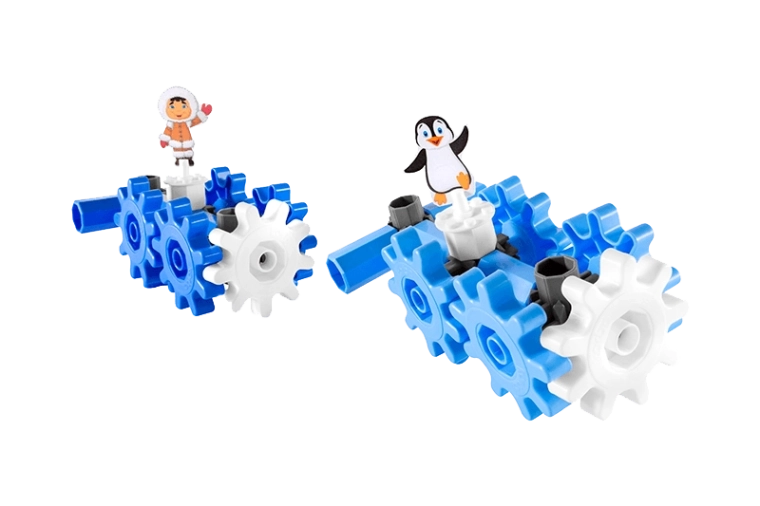 Arctic themes and 20 figures for storytelling play