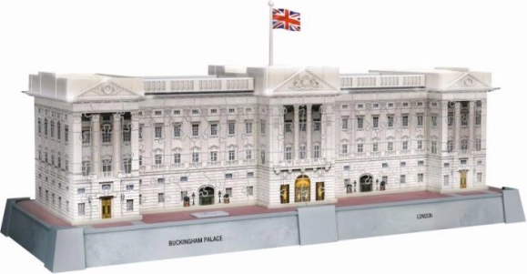 Iconics Buckingham Palace – Night Edition