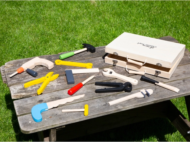 Coffret en bois avec outils jouets