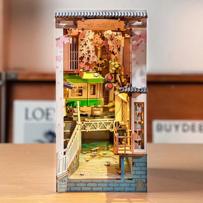 Boekenhouder miniatuur huisje Sakura-Laan