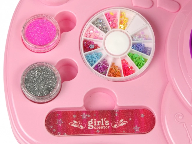 Kinderset zur Nagelverzierung mit Glitzer und Lampe