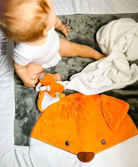 Doudou Fleece baby deken met pluche vos 70x100 cm