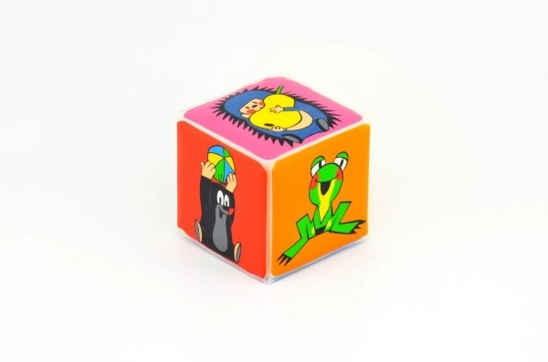 Cube sifflant avec les personnages de la taupe