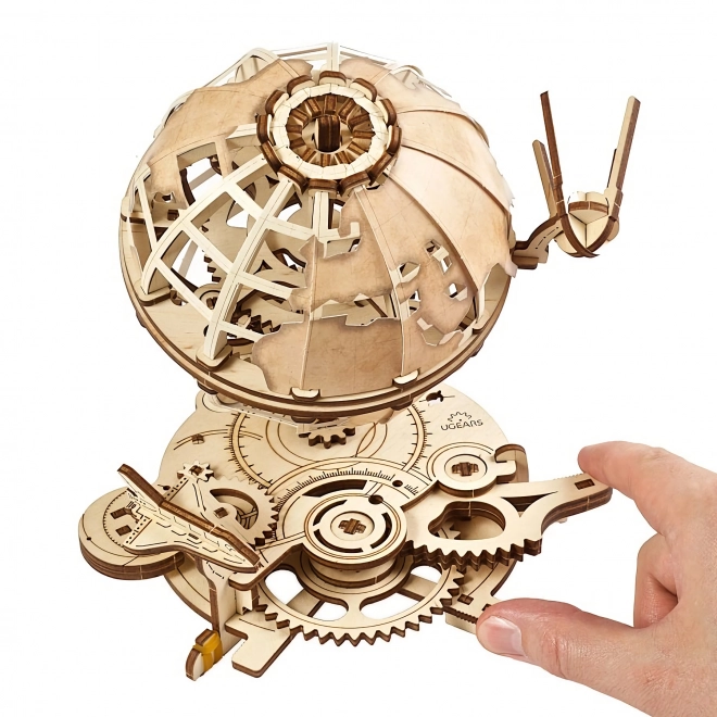 Ugears 3D houten mechanische puzzel Globe