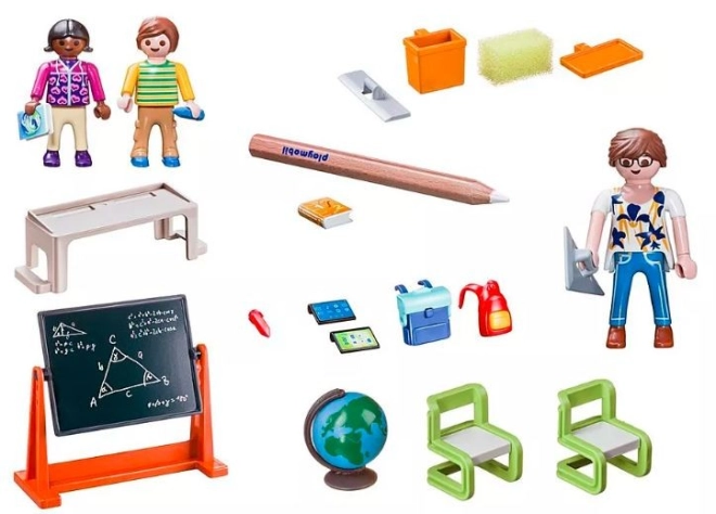 Figuren en authentieke schooluitrusting