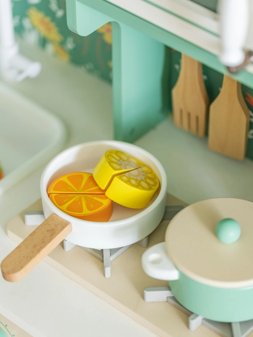 Grote houten keuken voor kinderen