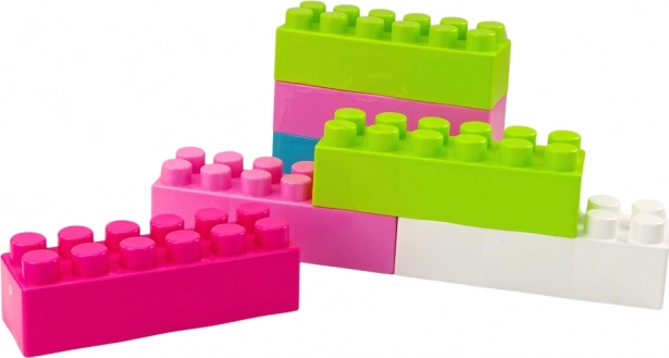 Apprentissage des lettres et des chiffres avec des autocollants