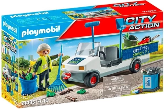 City Action Urban Cleaning with Electric Vehicle