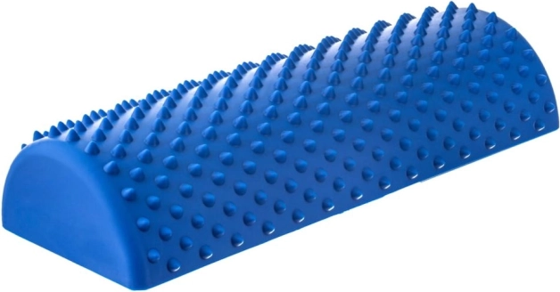 Halve cilinder voor massage met blauwe spikes