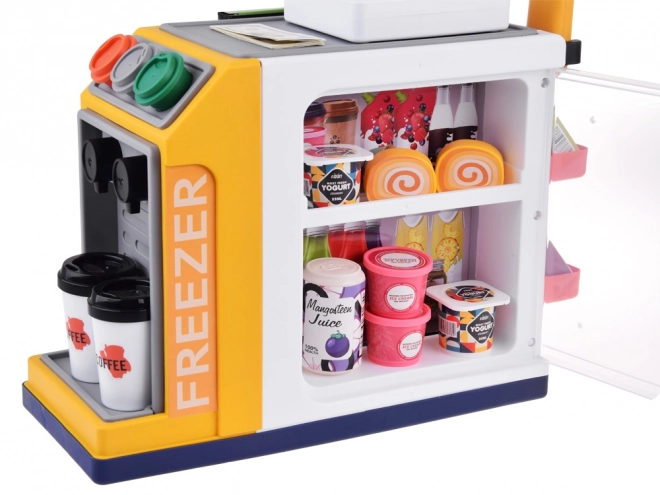 Zelfbedieningswinkel met koffiezetapparaat en koelkast