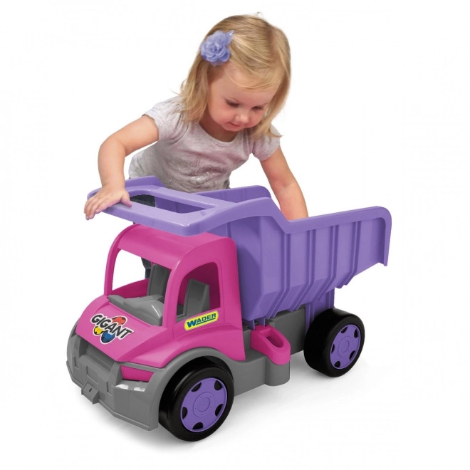 Gigantic Pink-Purple Tipper