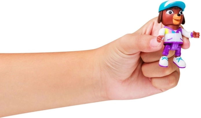 Compact size for little hands