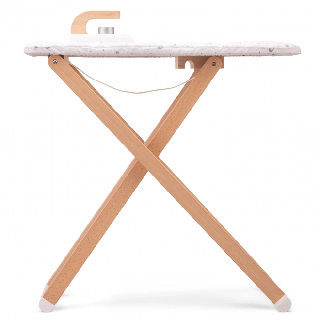 Holz-Kinderbügelbrett und Bügeleisen