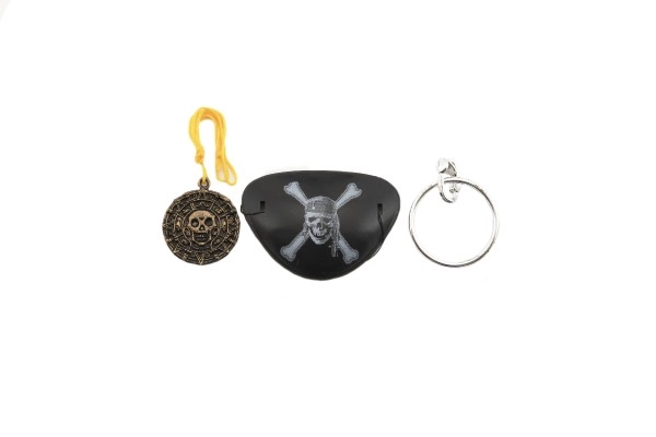 Stylish pirate accessories