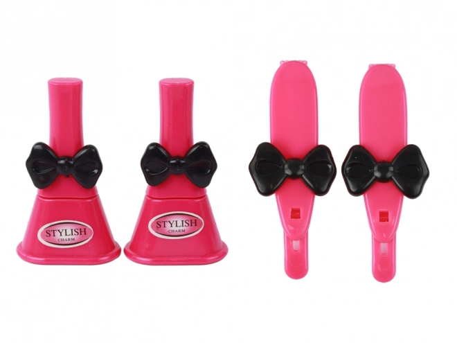 Stilvoller rosa Kinderkoffer mit Kosmetikzubehör