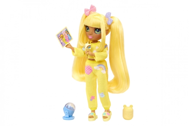 Rainbow High Junior Modepop in pyjama - Sunny Madison