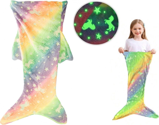 Rainbow design with unicorns and stars