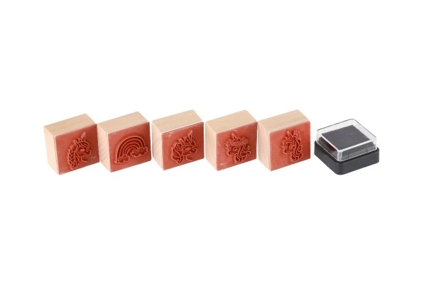 Houten stempels 5+1 met kussen eenhoorns 3x3cm op kaart