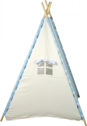 Practical details: window and tie-back entrance