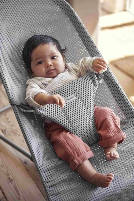 BABYBJORN - Wipstoeltje BLISS MESH - Parelroze – Grijs