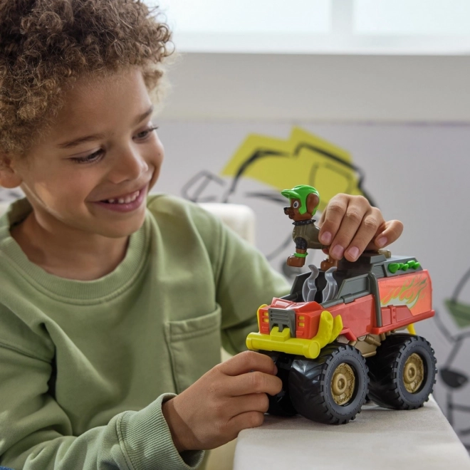 Monstertruck met grote wielen