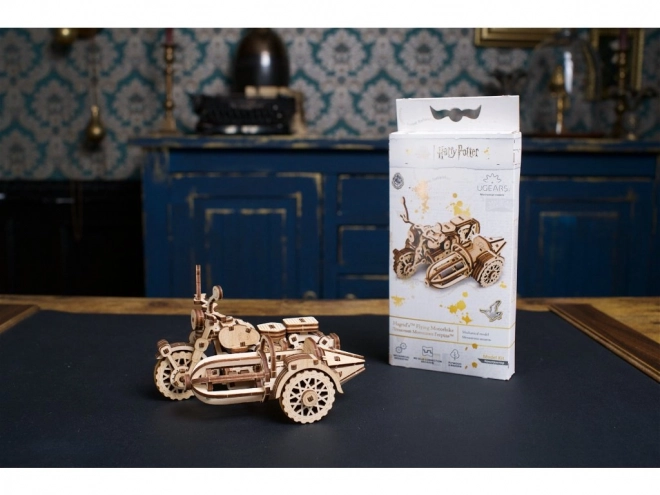 Holzmechanisches Puzzle Militär Lastwagen