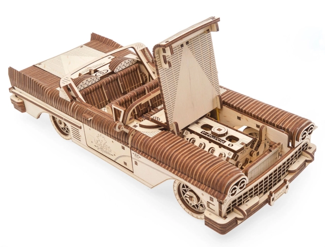 Moteur V8 détaillé en mouvement
