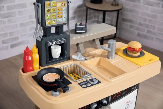 Realistic appliances and details