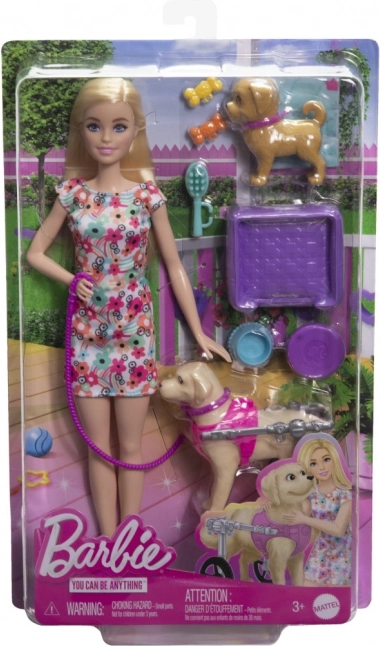 Barbie avec un chien en fauteuil roulant