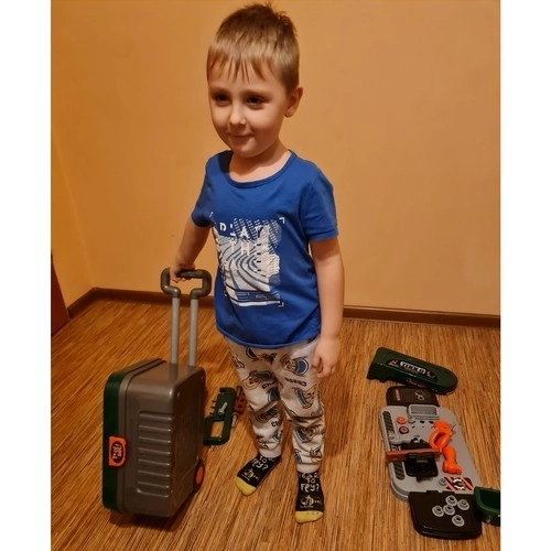 Kindergereedschapskist met gereedschap en koffer