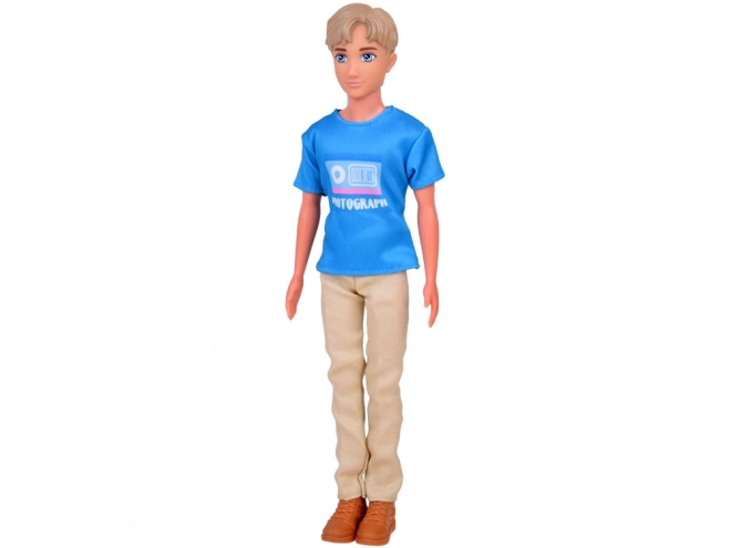 Anlily Puppe – stylischer Junge Paulo im blauen T‑Shirt und beigen Hosen