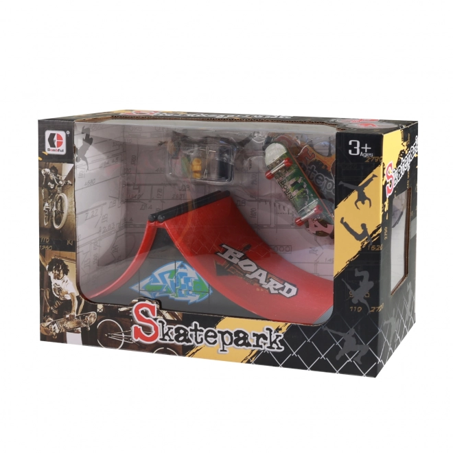 Skatepark - helling voor skateboard/fingerboard geschroefd