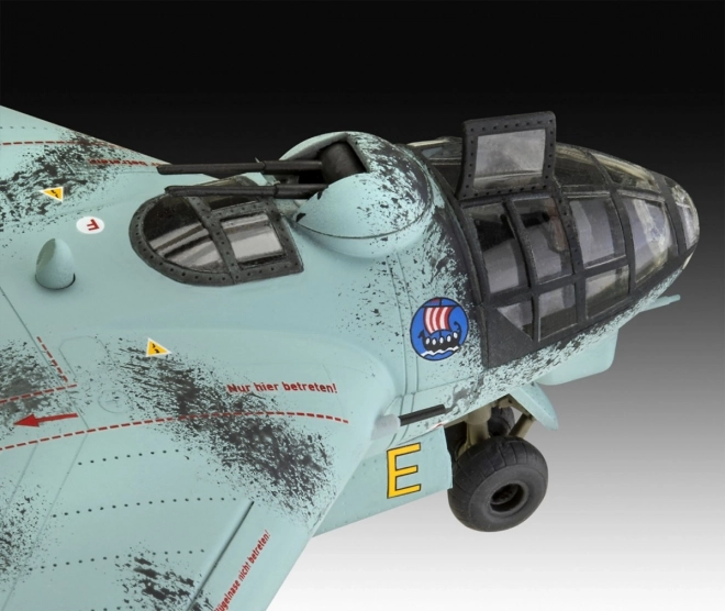 Plastic modelvliegtuig van de P-serie Arado AR E.555 1/72