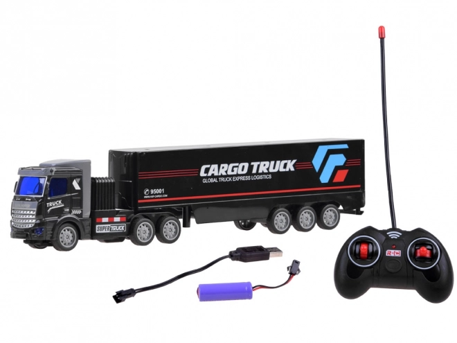 Trekker met aanhanger op afstandsbediening RC
