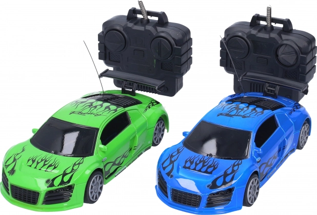 Voiture de course télécommandée