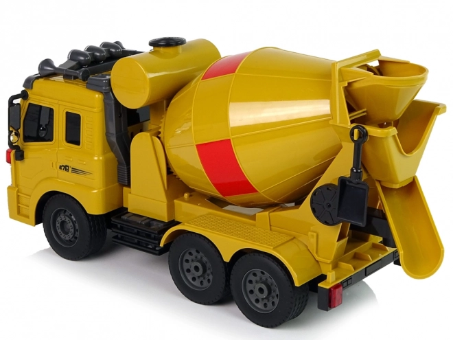 Afstandsbediende betonmixer met roterende cabine 2,4G