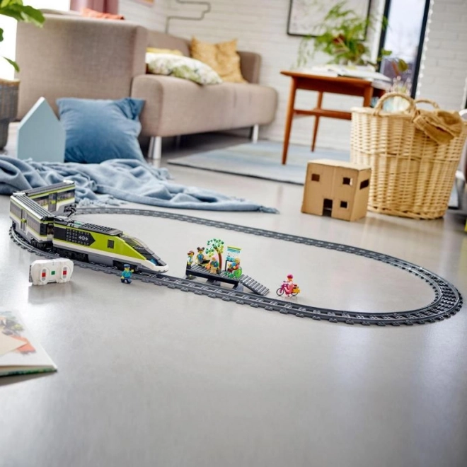 Complete railway circuit