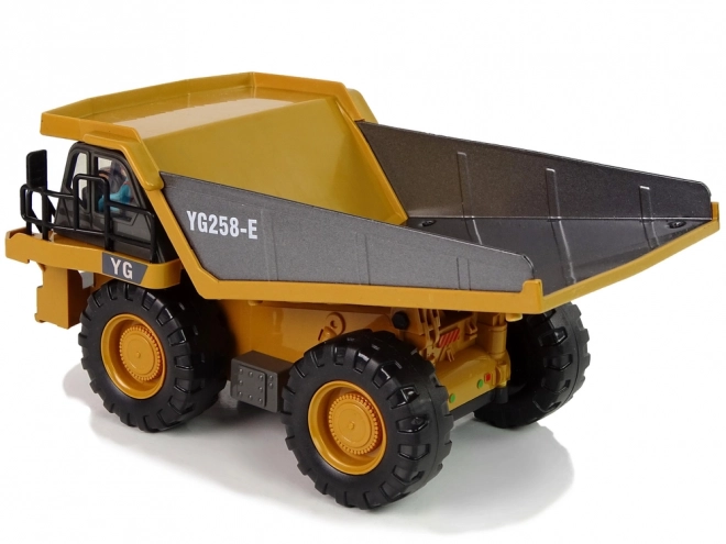 2.4 G op afstand bestuurbare kiepwagen met aanhanger