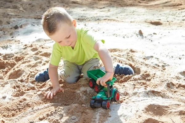 Auto Truckies tractor met aanhanger kunststof 32cm met figuur in doos 24m+