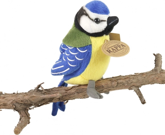 Realistic colors and detailed embroidery